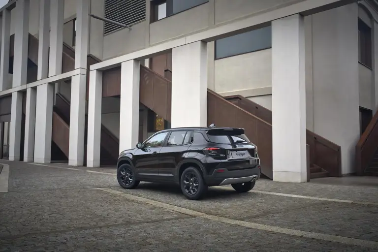 Jeep Avenger Black Edition - 1