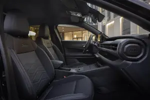 Jeep Avenger Black Edition