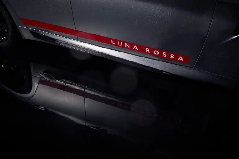 Alfa Romeo Giulia Quadrifoglio Luna Rossa - 11