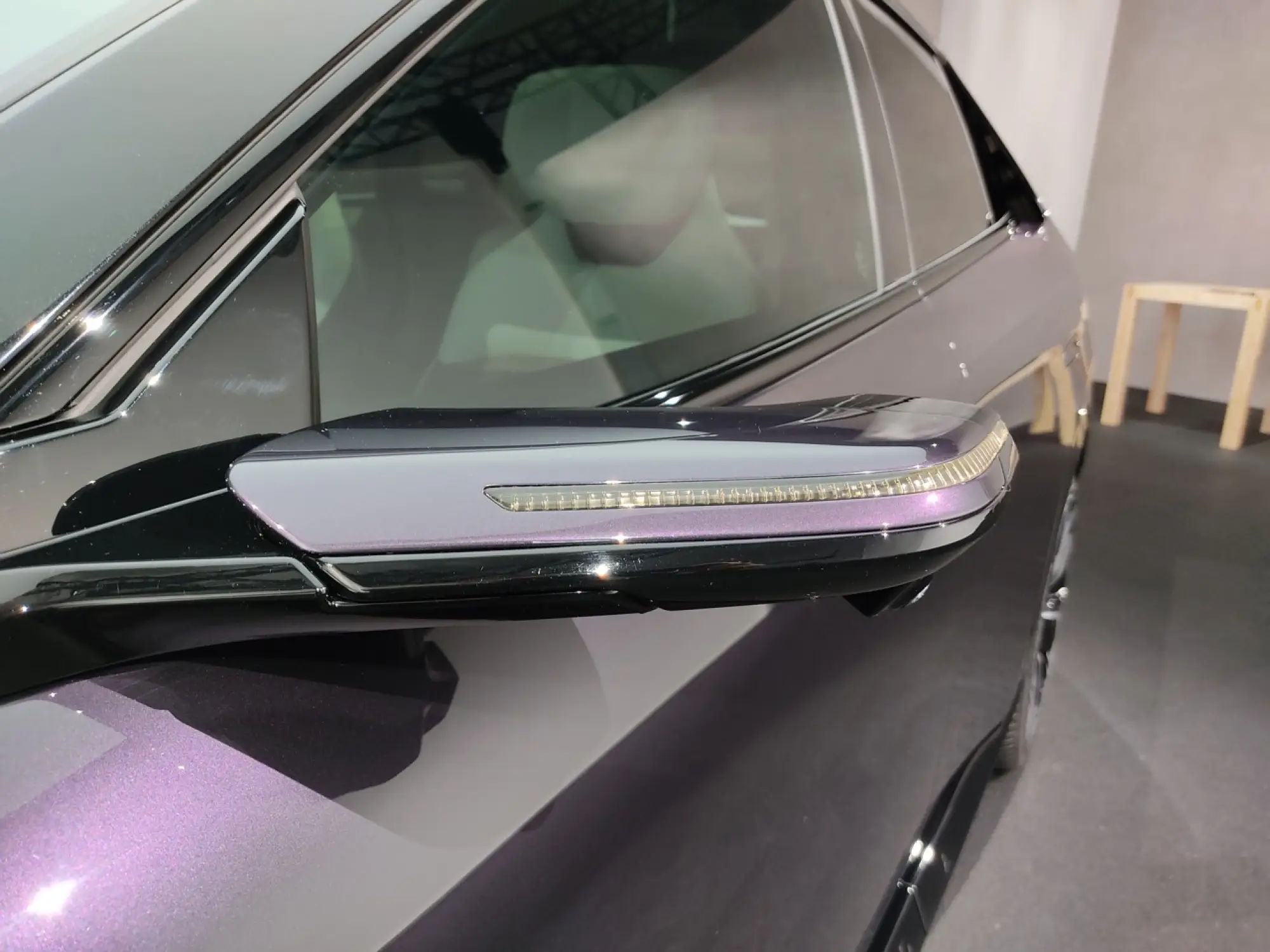 Mazda CX-6e 2026 - Foto live - 6