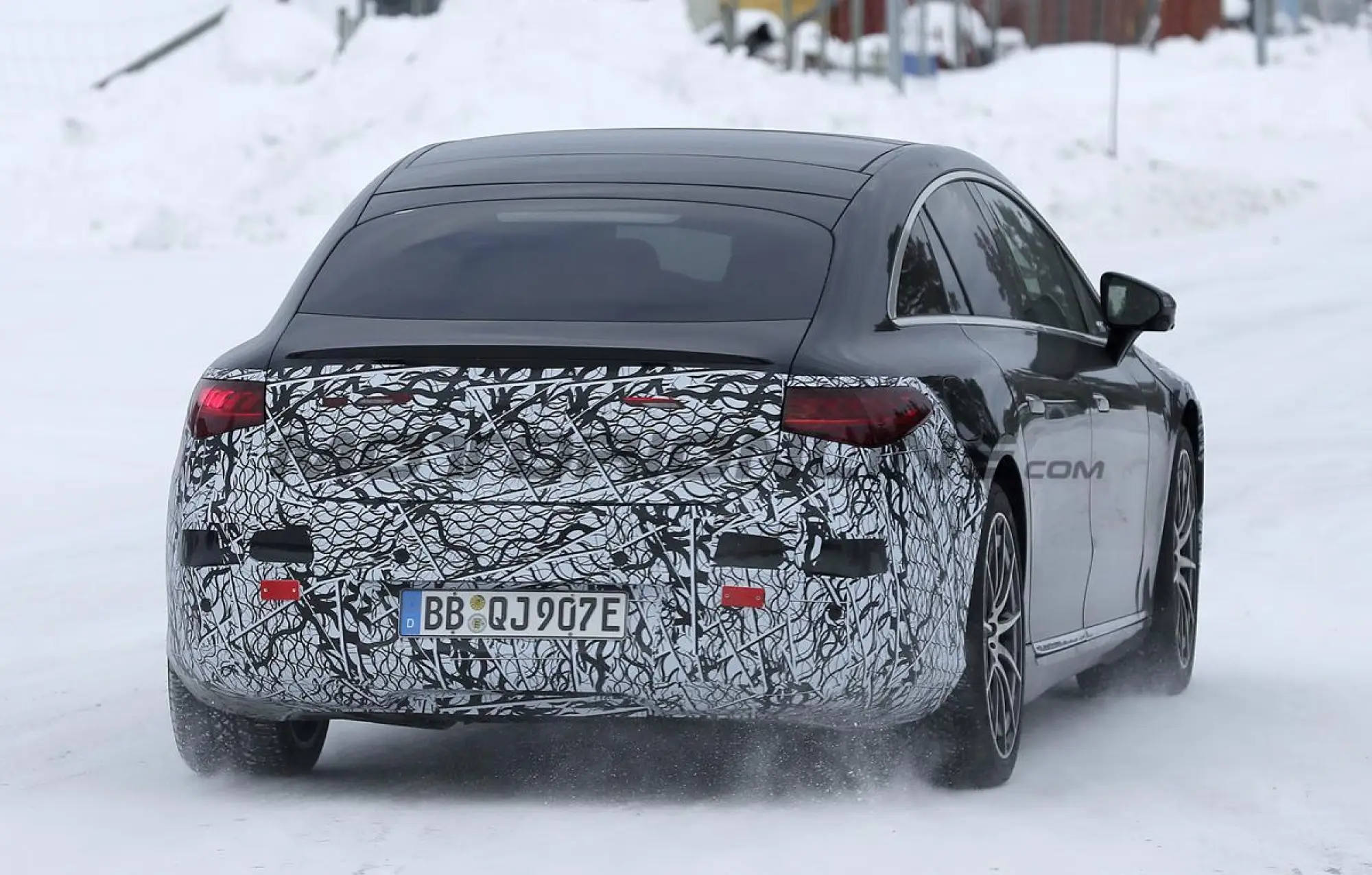 Mercedes EQS 2026 - Foto spia 12-01-2026 - 8