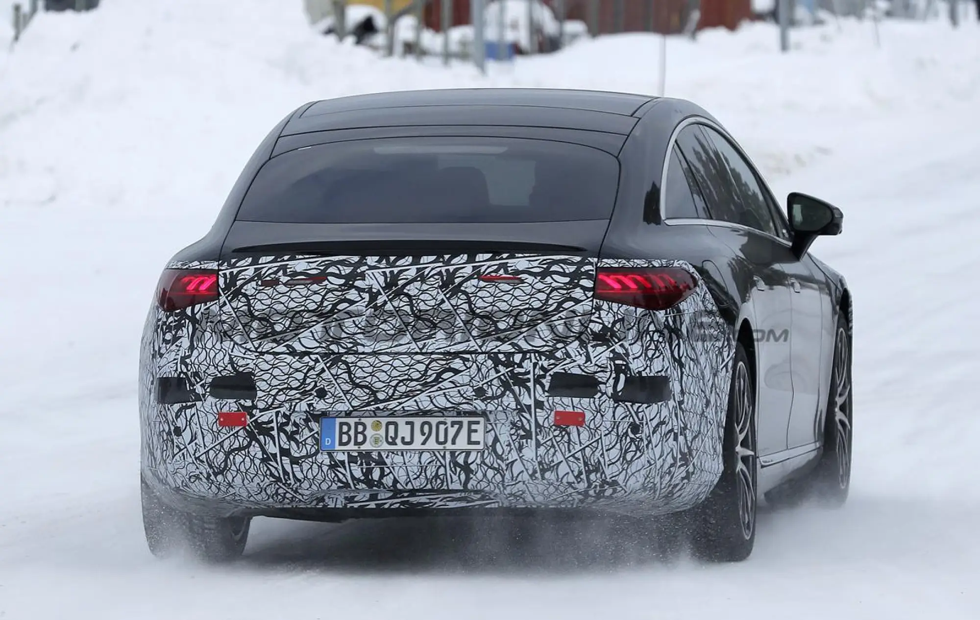 Mercedes EQS 2026 - Foto spia 12-01-2026 - 10