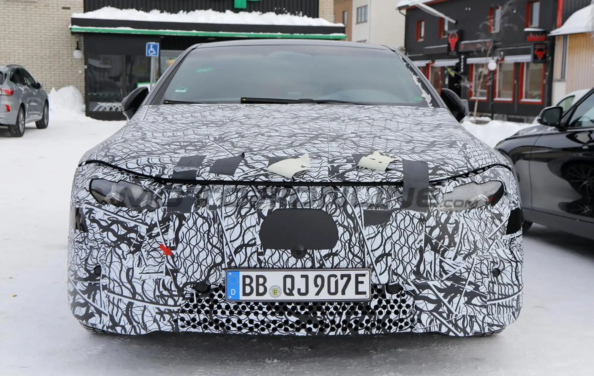 Mercedes EQS 2026 - Foto spia 12-01-2026 - 12