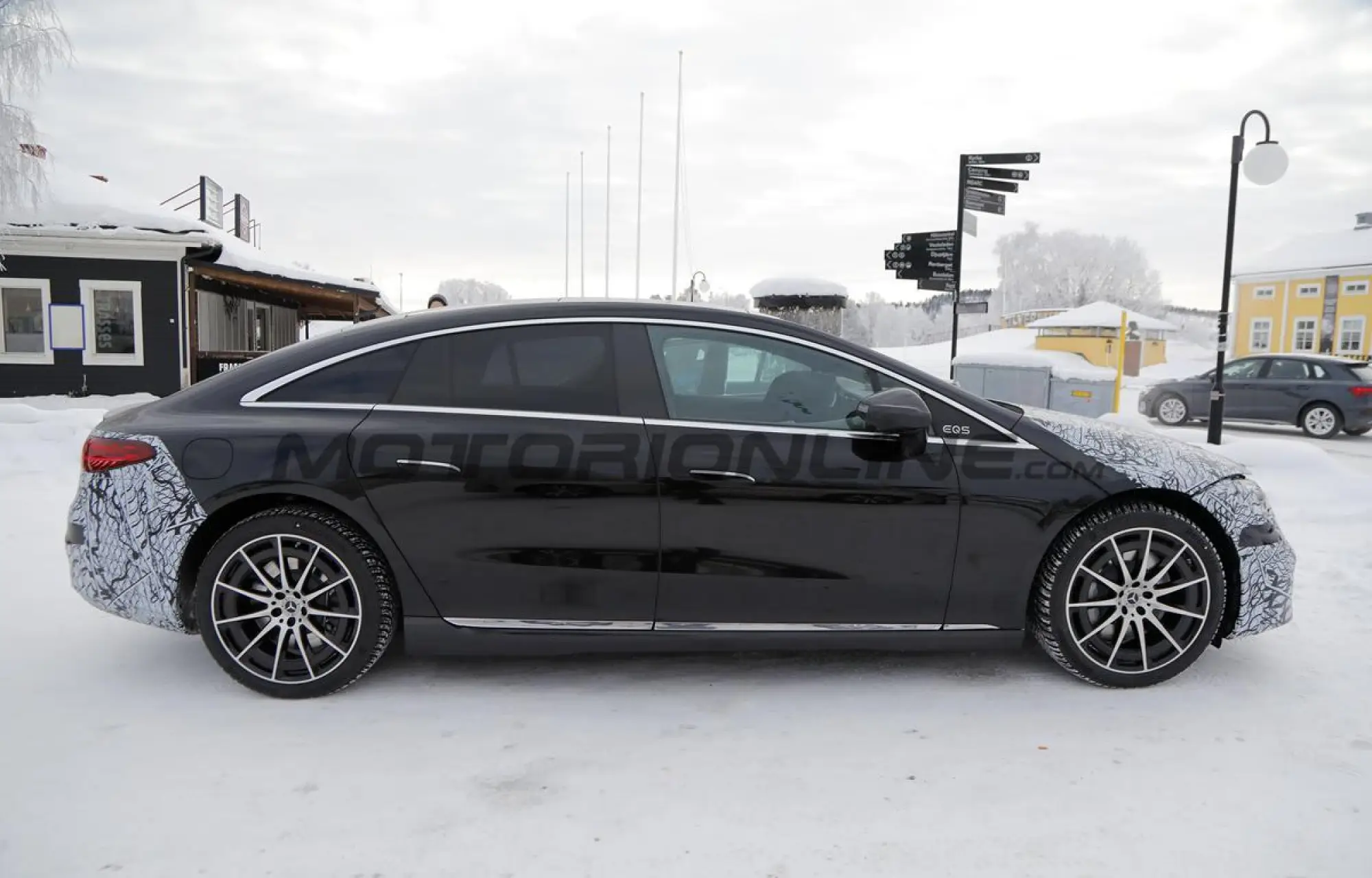 Mercedes EQS 2026 - Foto spia 12-01-2026 - 13