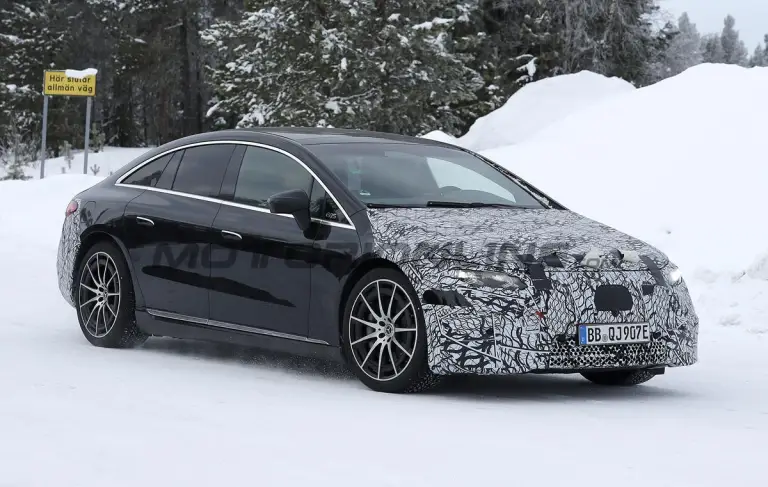 Mercedes EQS 2026 - Foto spia 12-01-2026 - 4
