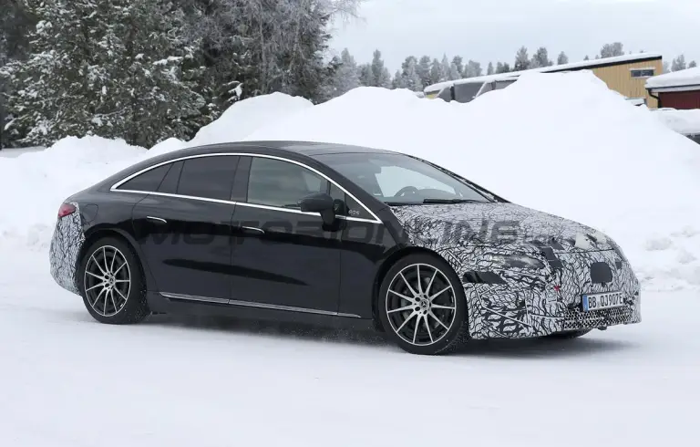 Mercedes EQS 2026 - Foto spia 12-01-2026 - 1