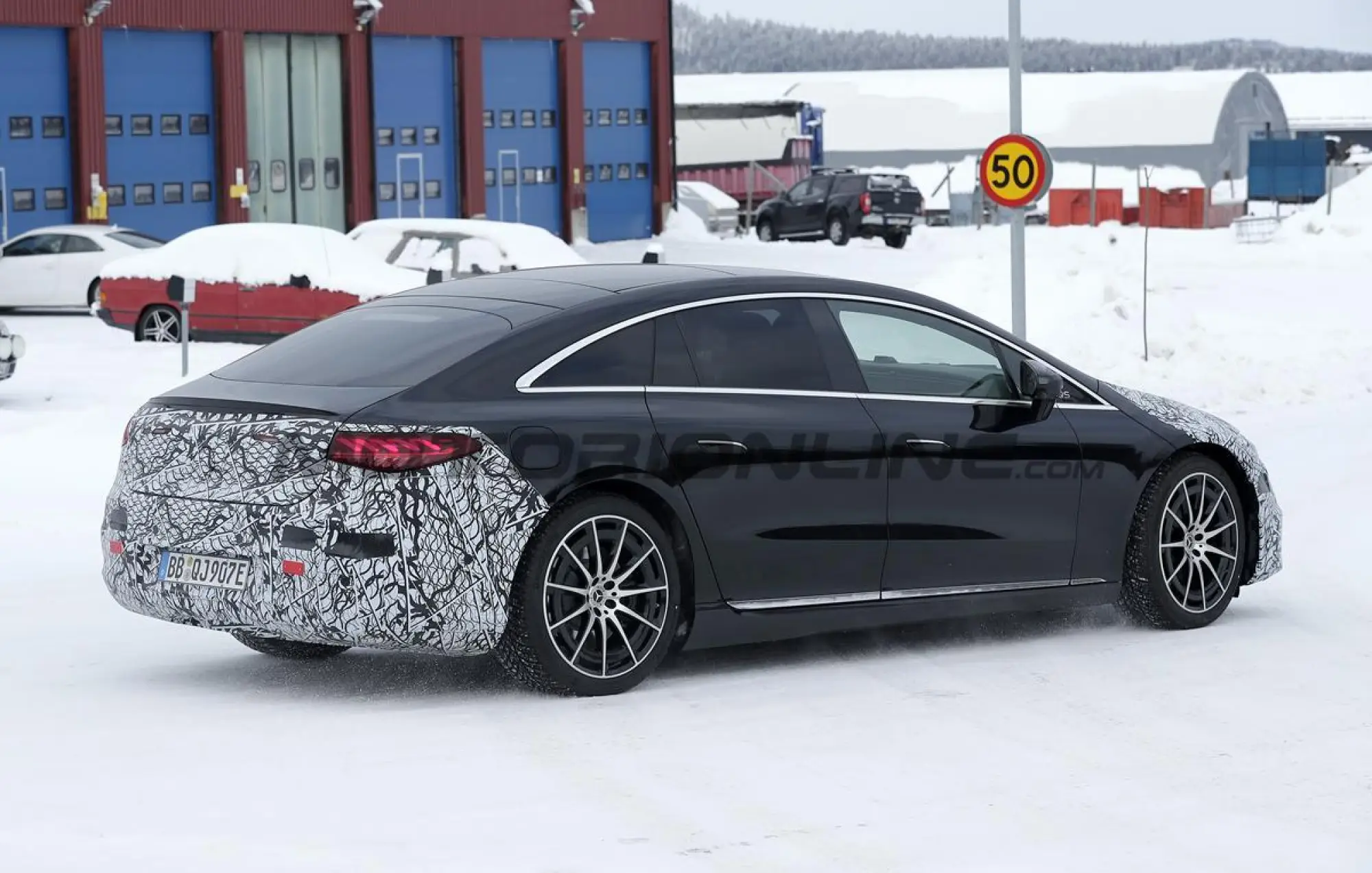 Mercedes EQS 2026 - Foto spia 12-01-2026 - 7