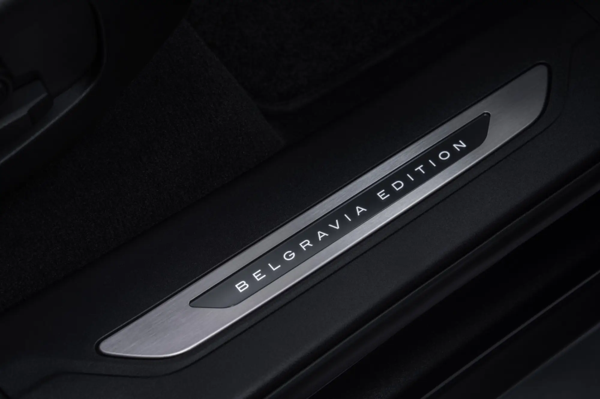 Range Rover Velar Belgravia Edition - Foto ufficiali - 14