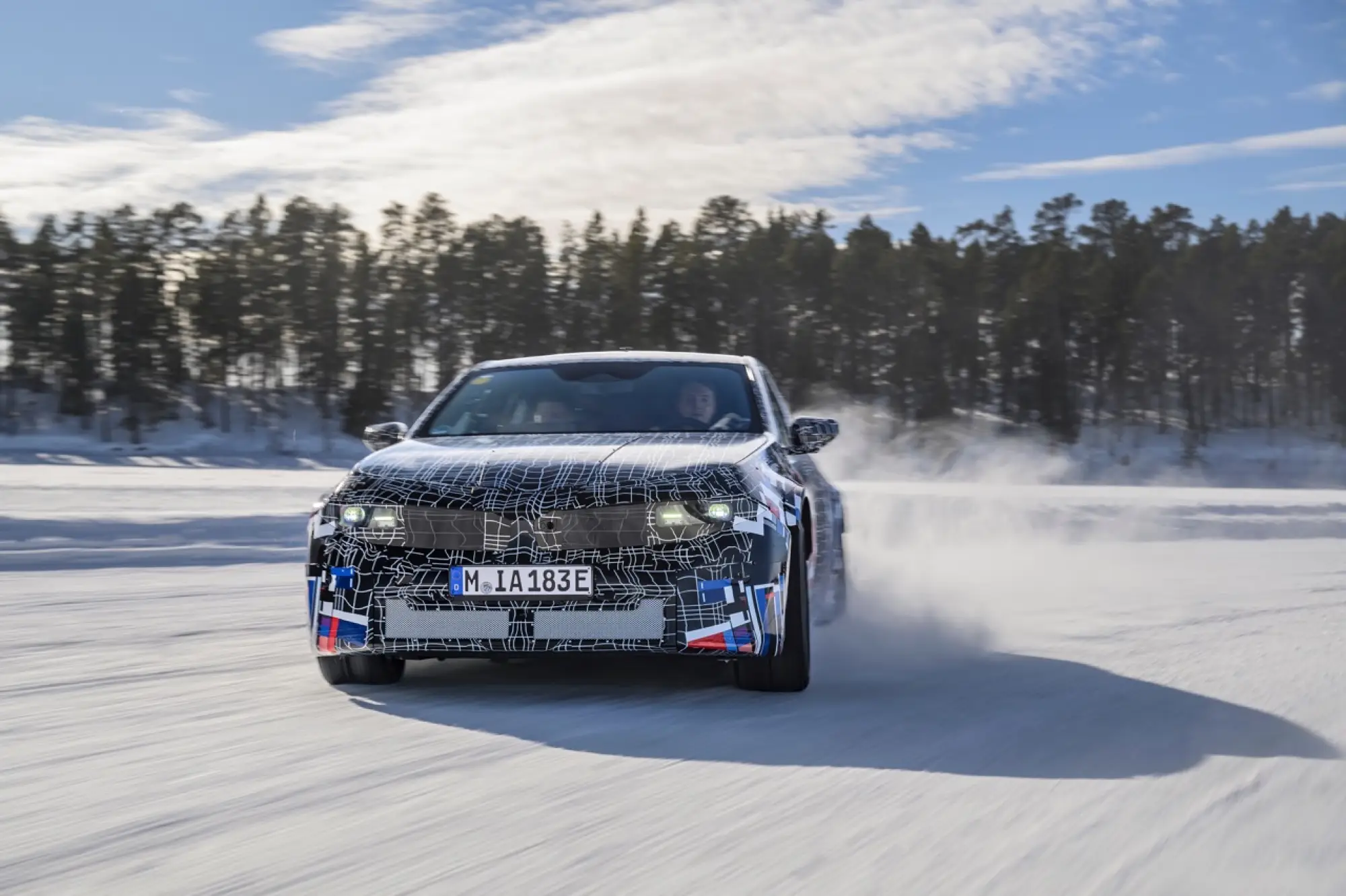 BMW M3 EV 2027 - Test invernali - 3