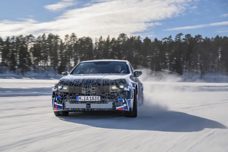 BMW M3 EV 2027 - Test invernali - 3