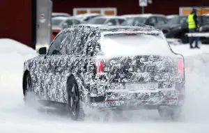 Rolls-Royce SUV elettrico - Foto spia 16-01-2026 - 14