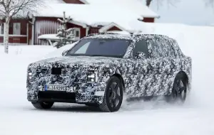 Rolls-Royce SUV elettrico - Foto spia 16-01-2026 - 2