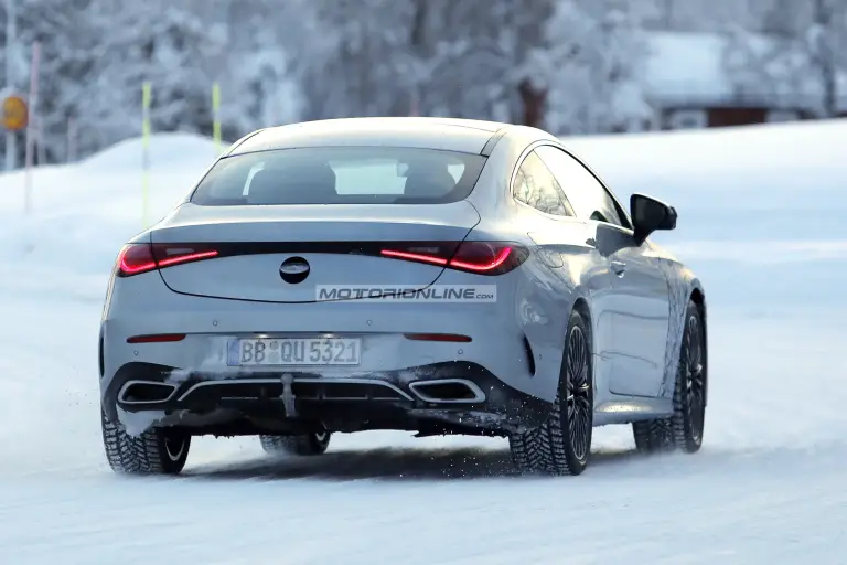 Mercedes CLE Coupe - Foto spia 19-1-2026 - 15