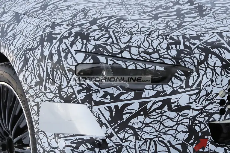 Mercedes CLE Coupe - Foto spia 19-1-2026 - 13