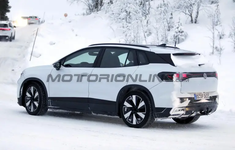 Volkswagen ID 4 2026 - Foto spia 19-01-2026 - 9