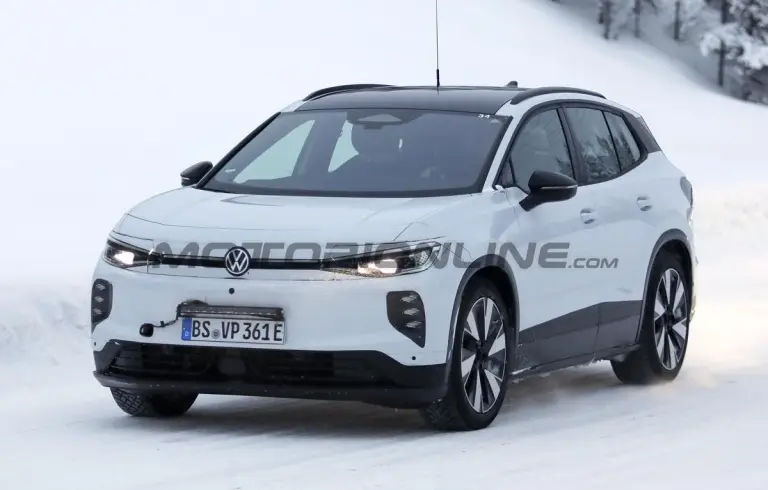 Volkswagen ID 4 2026 - Foto spia 19-01-2026 - 5