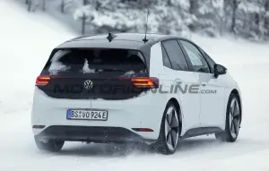 Volkswagen ID 3 2026 - Foto spia 19-01-2026