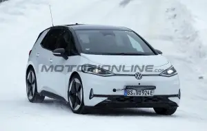 Volkswagen ID 3 2026 - Foto spia 19-01-2026