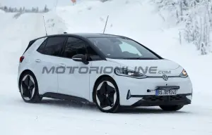 Volkswagen ID 3 2026 - Foto spia 19-01-2026