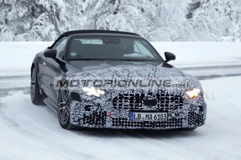 Mercedes SL restyling - Foto spia 20-1-2026 - 6