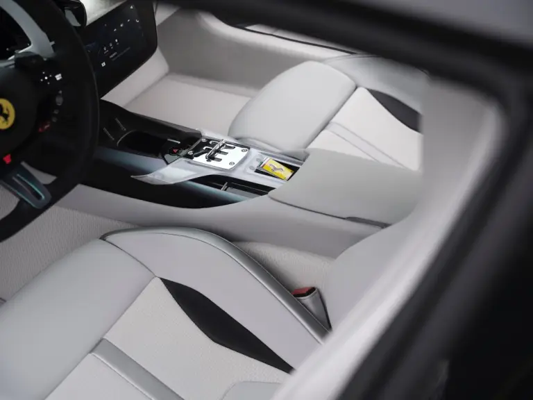 Ferrari 12Cilindri Tailor Made - Foto ufficiali - 3