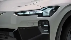 Volvo EX60 Cross Country