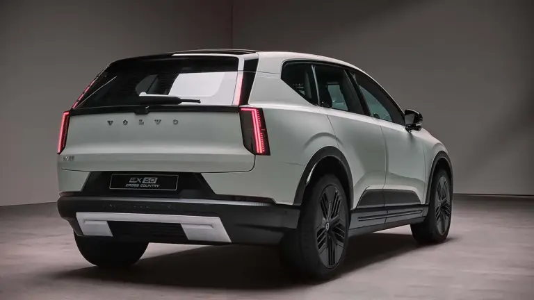 Volvo EX60 Cross Country - 7