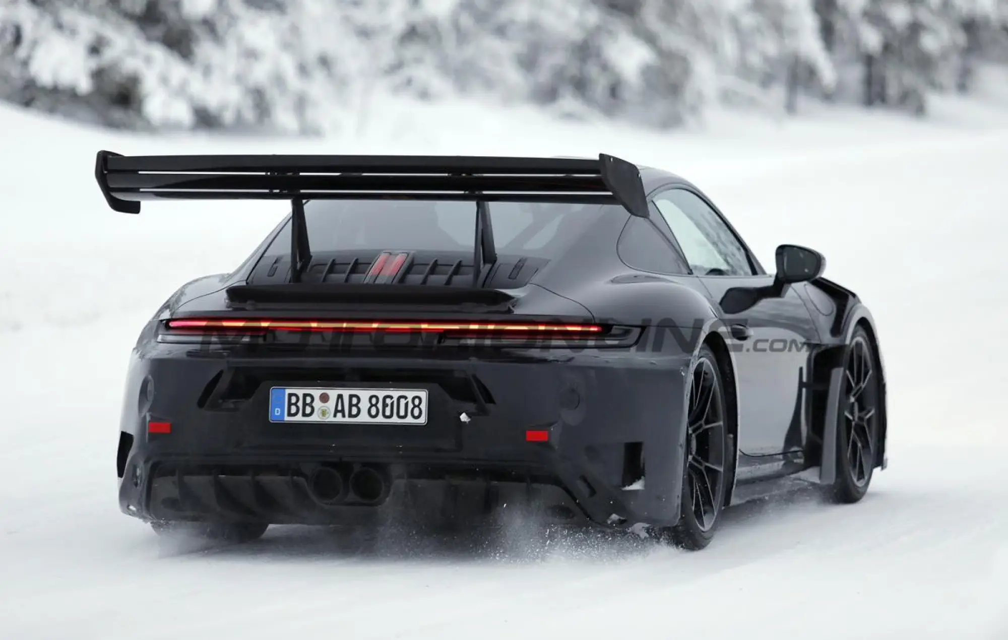 Porsche 911 GT3 RS - Foto spia 22-01-2026 - 8