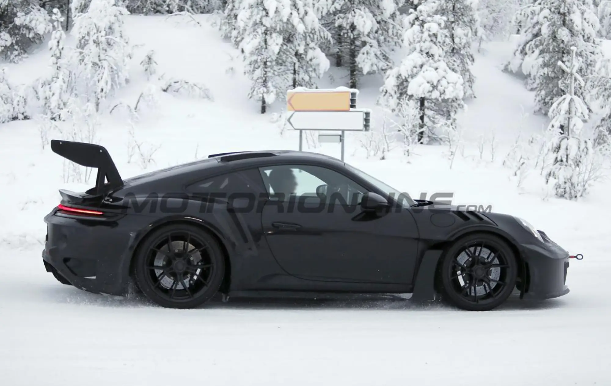Porsche 911 GT3 RS - Foto spia 22-01-2026 - 3
