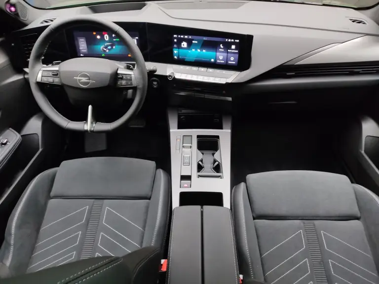 Opel Astra Sports Tourer 2026 - Foto Torino - 14