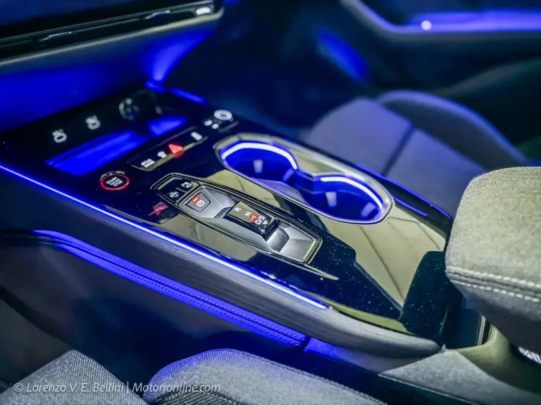 Audi A6 E-Hybrid S Line 2026 - CeC - 24