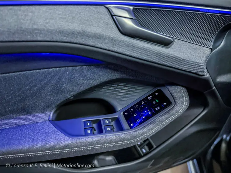 Audi A6 E-Hybrid S Line 2026 - CeC - 20