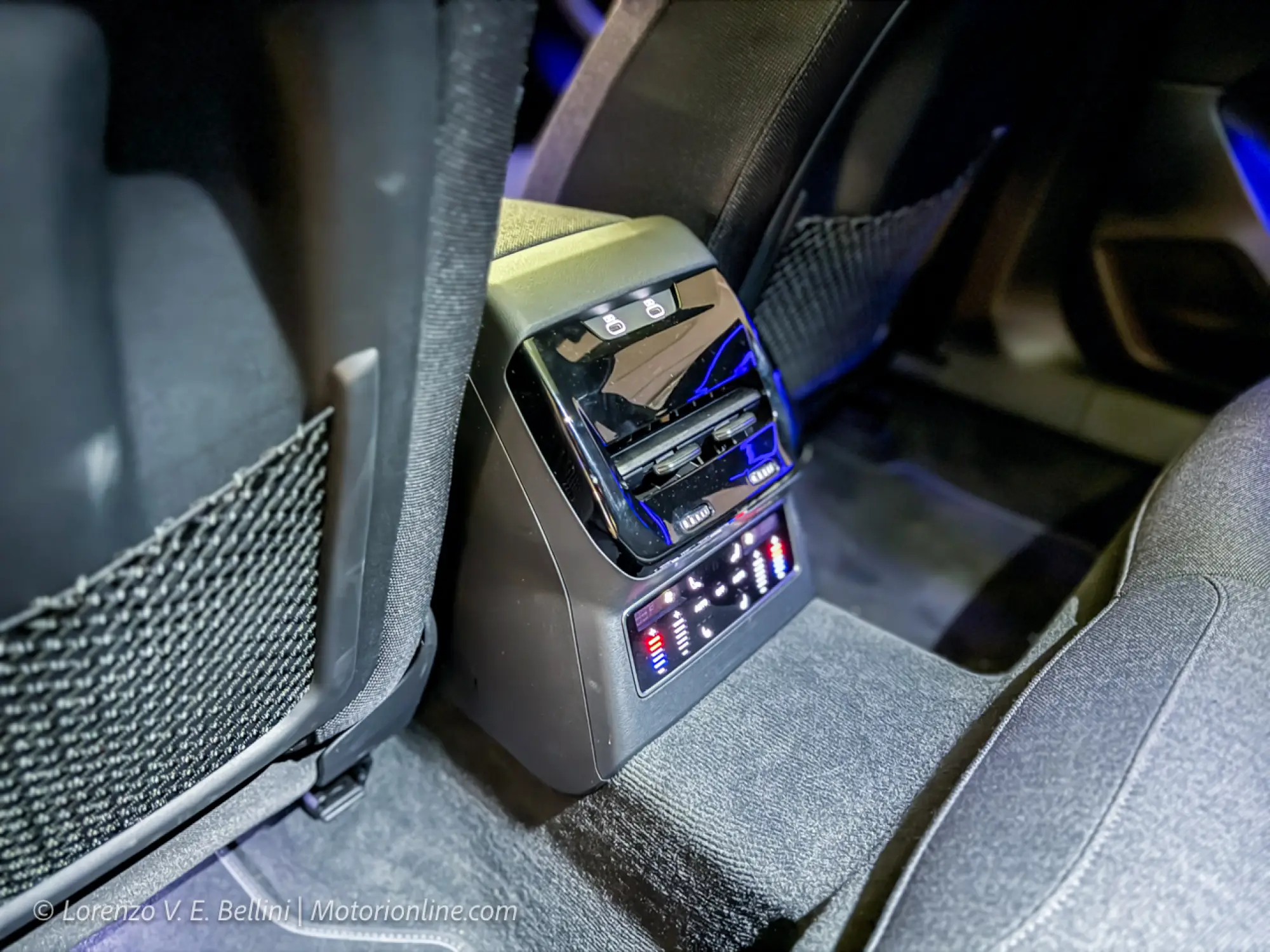 Audi A6 E-Hybrid S Line 2026 - CeC - 30