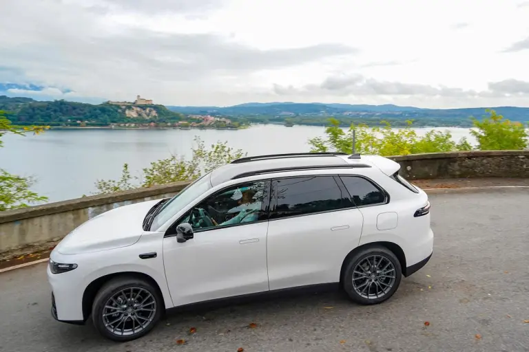 Leapmotor C10 AWD - 22