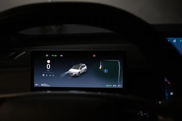 Leapmotor C10 AWD - 36