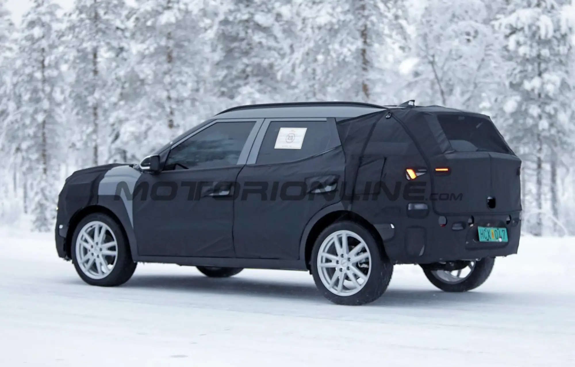 Hyundai Bayon 2027 - Foto spia 27-01-2026 - 10