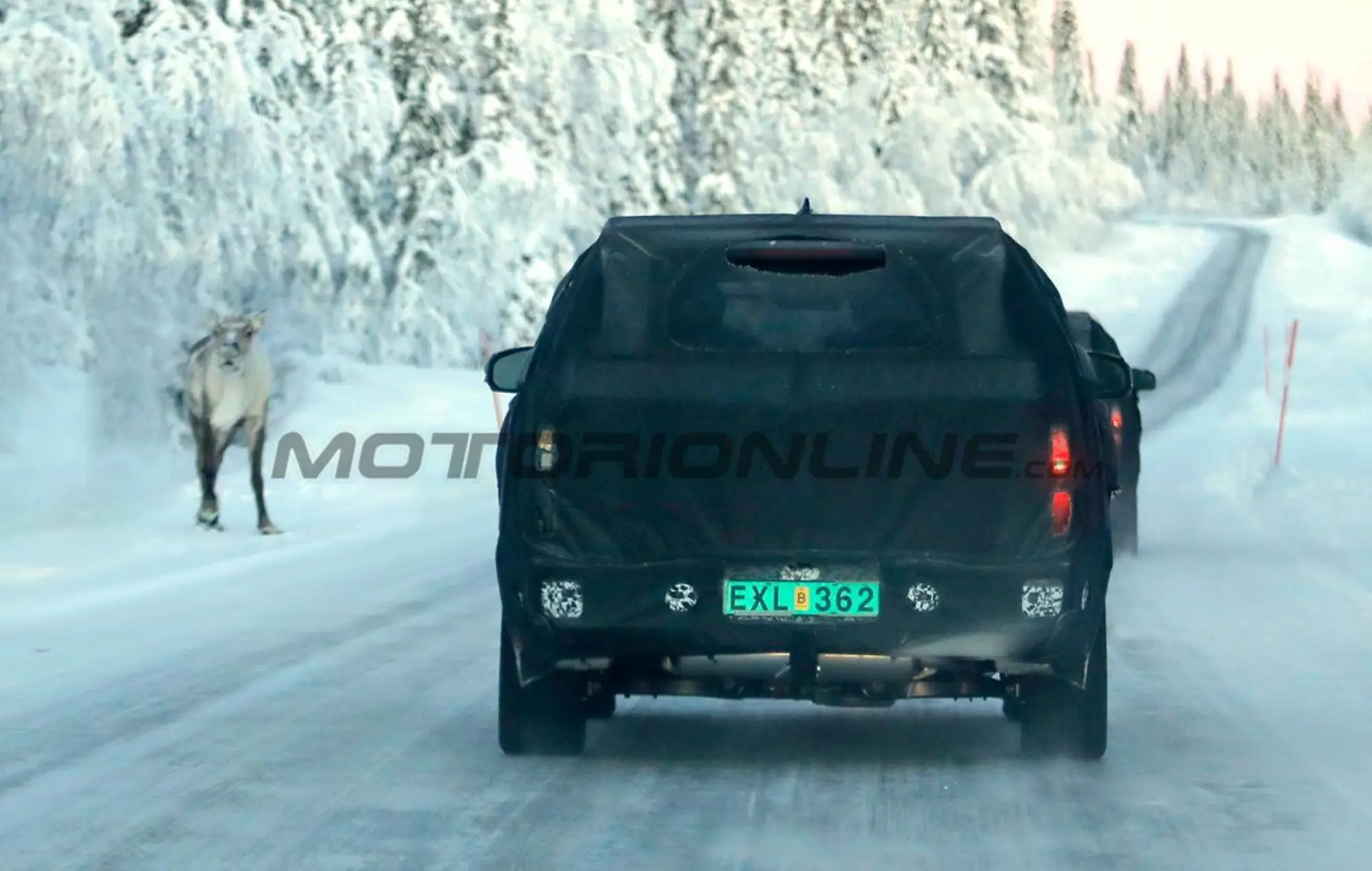 Hyundai Santa Fe 2027 - Foto spia 27-01-2026 - 13