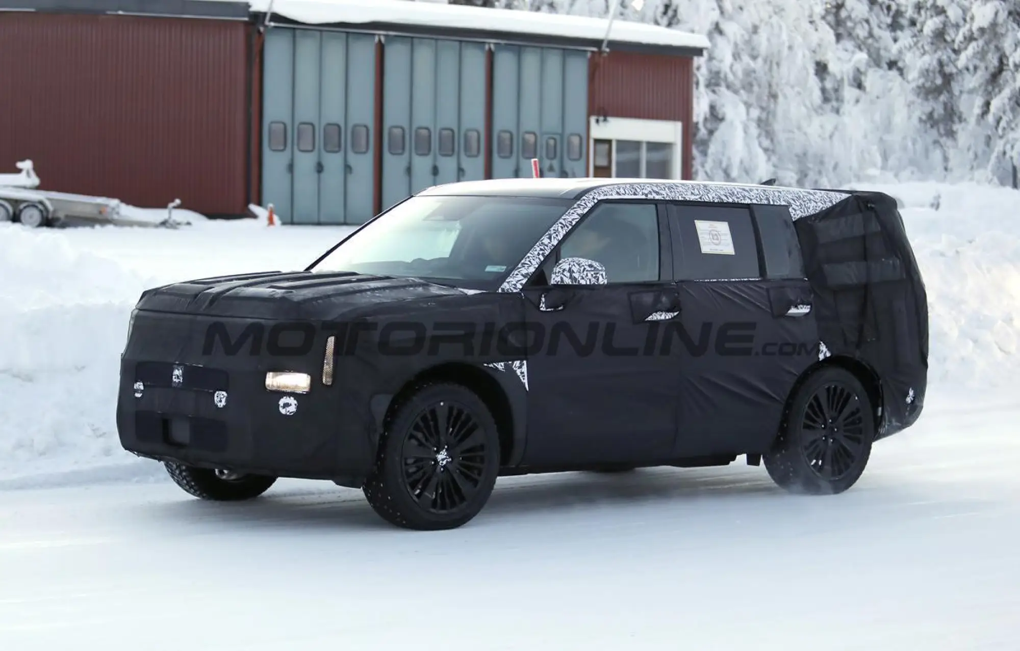 Hyundai Santa Fe 2027 - Foto spia 27-01-2026 - 5