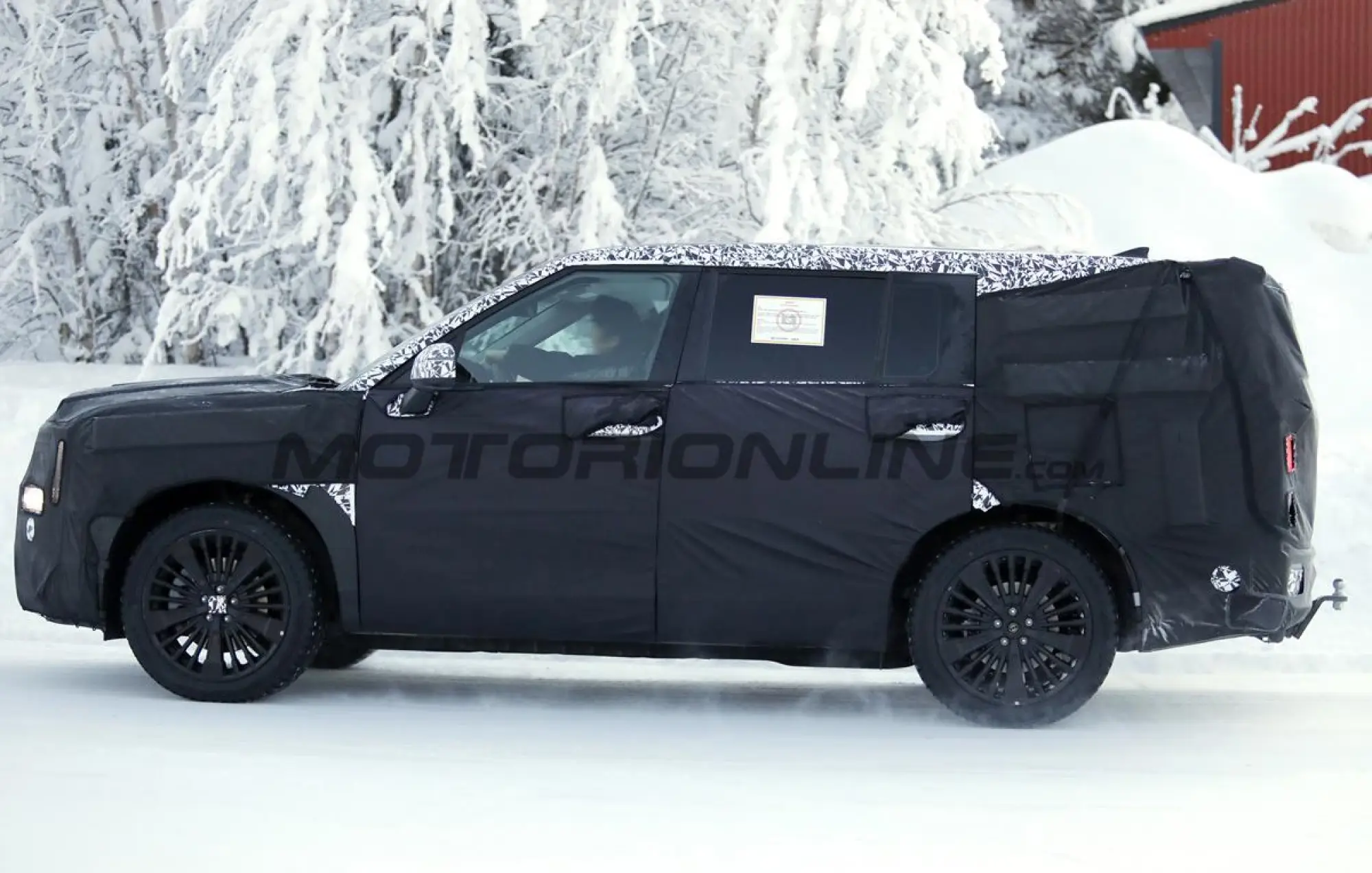 Hyundai Santa Fe 2027 - Foto spia 27-01-2026 - 6