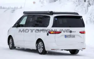 Volkswagen T7 Multivan 2027 - Foto spia 29-01-2026