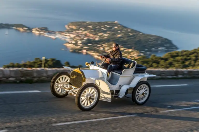 Mercedes-Benz compie 140 anni - 7