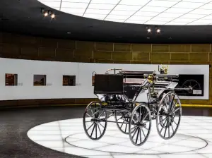 Mercedes-Benz compie 140 anni