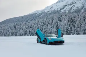 Maserati MCPURA Cielo Frozen Magma