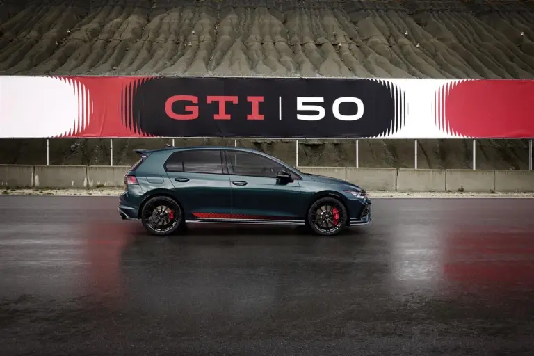Volkswagen Golf GTI Editon 50 - Foto ufficiali - 9