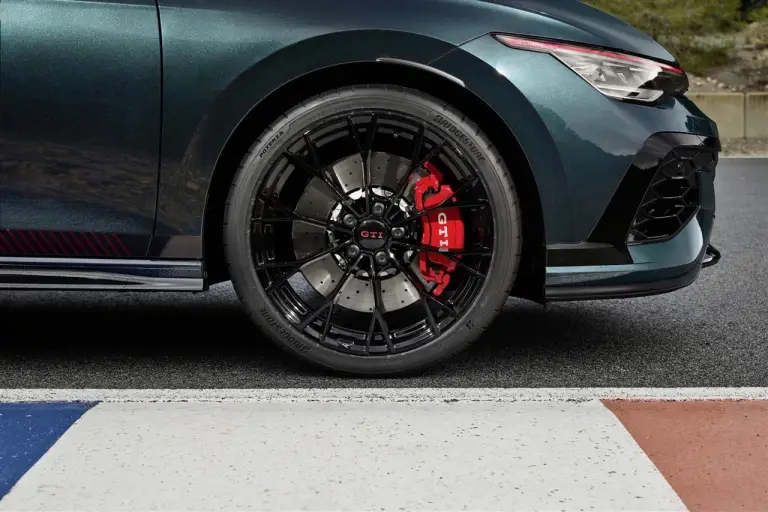 Volkswagen Golf GTI Editon 50 - Foto ufficiali - 13