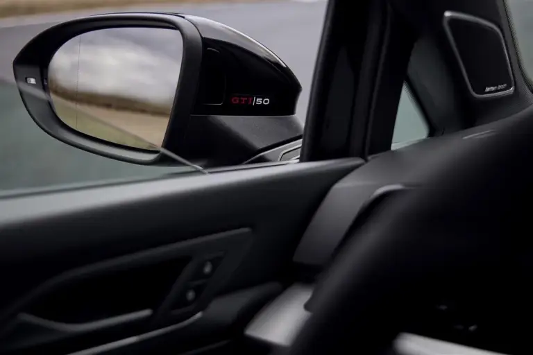 Volkswagen Golf GTI Editon 50 - Foto ufficiali - 18