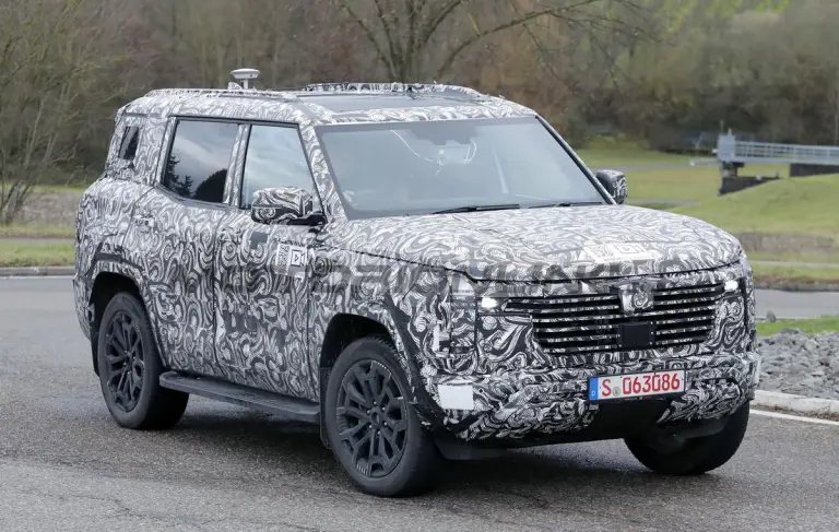 Mitsubishi Pajero 2026 - Foto spia 03-02-2026 - 2