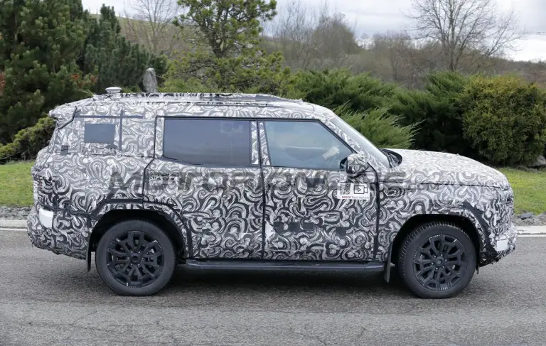 Mitsubishi Pajero 2026 - Foto spia 03-02-2026 - 6