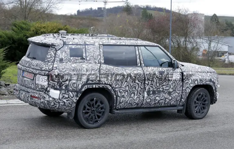 Mitsubishi Pajero 2026 - Foto spia 03-02-2026 - 5