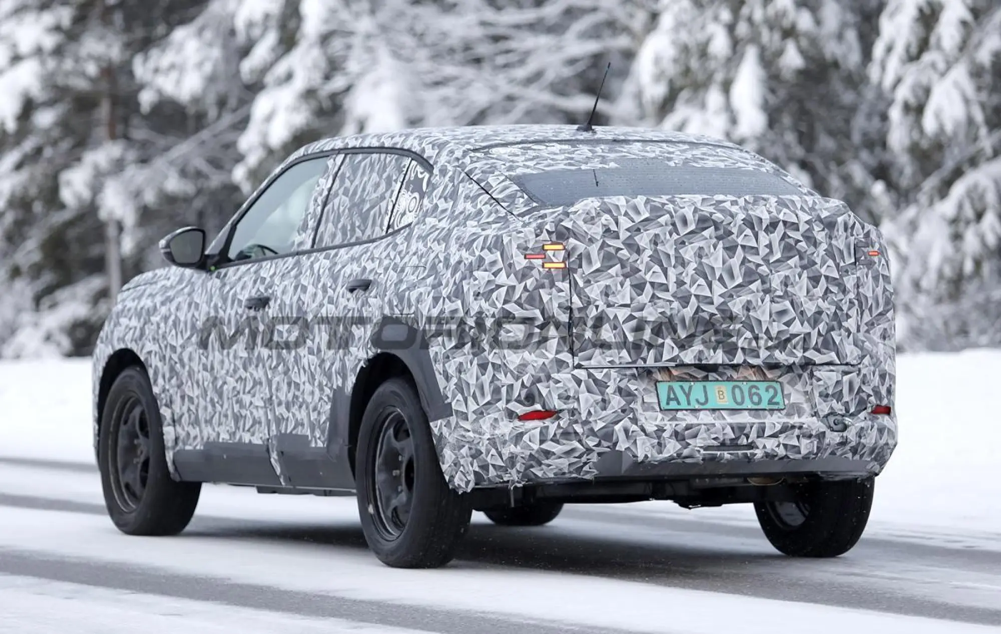 FIAT Grande Panda Fastback - Foto spia 04-02-2026 - 10